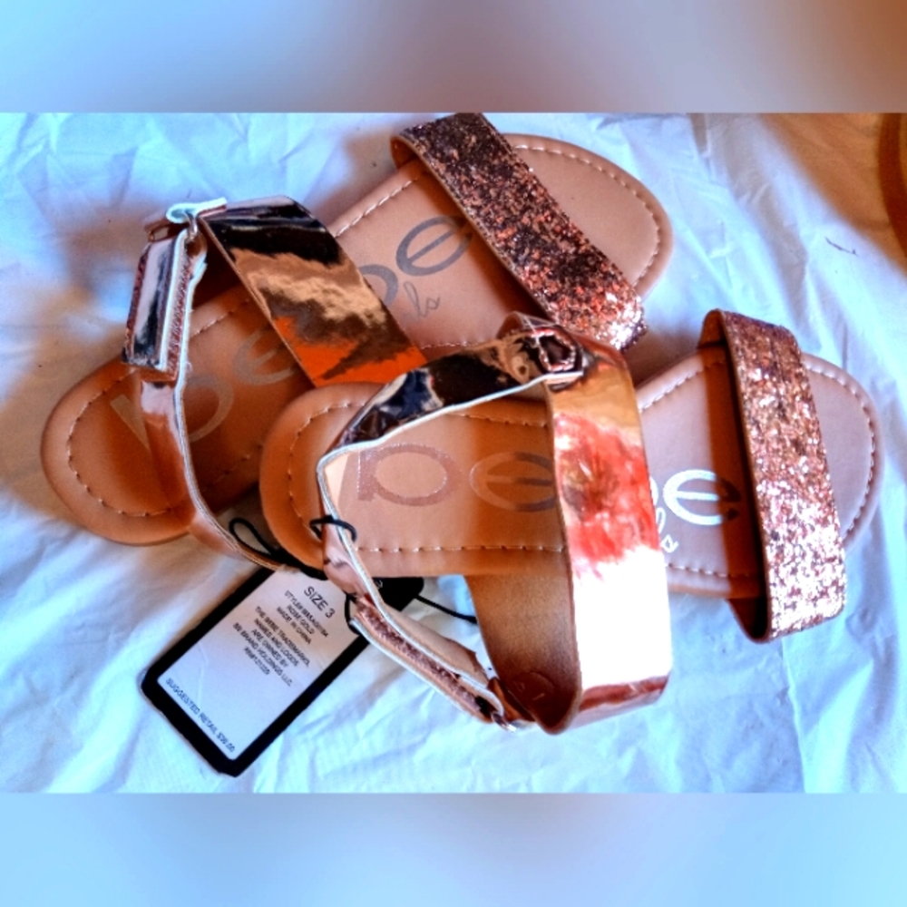 Bebe Girls Gold Sandals Size 3